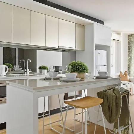 High-Rise 2Br Apt Cbd I Pool, Gym & Prime Location Melbourne Exterior photo